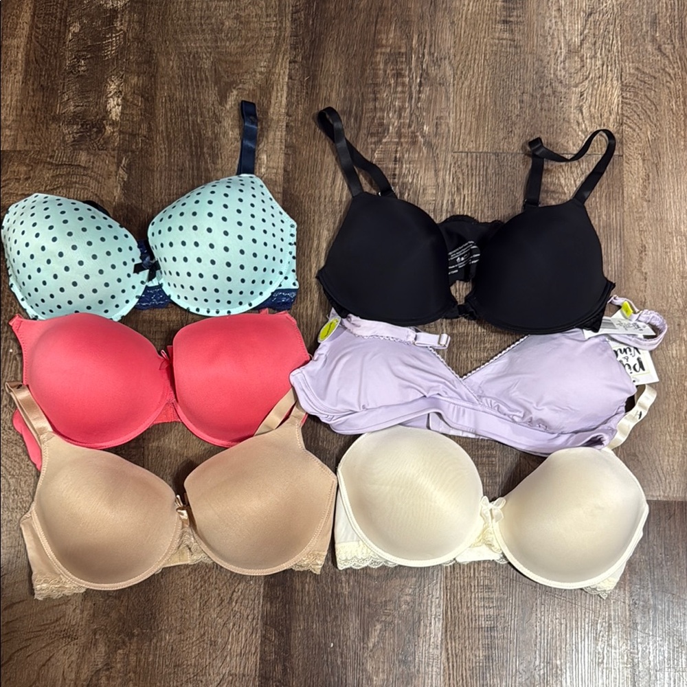 Rene Rofe Black and Pink Bras Intimates Collection
